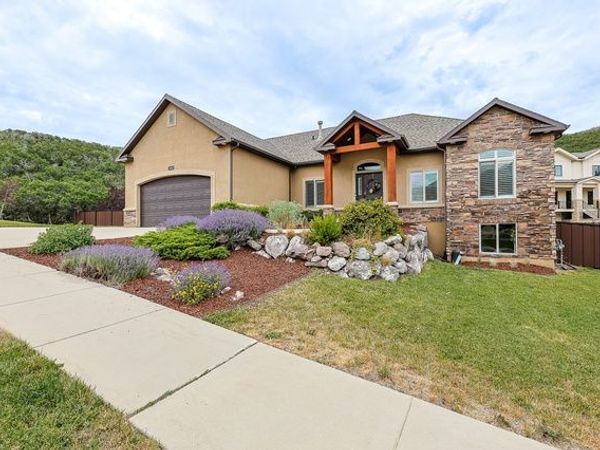 14982 S WINGED BLUFF LN E, Draper, UT 84020