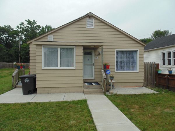 3653 Iowa Street, Lake Station, IN 46405