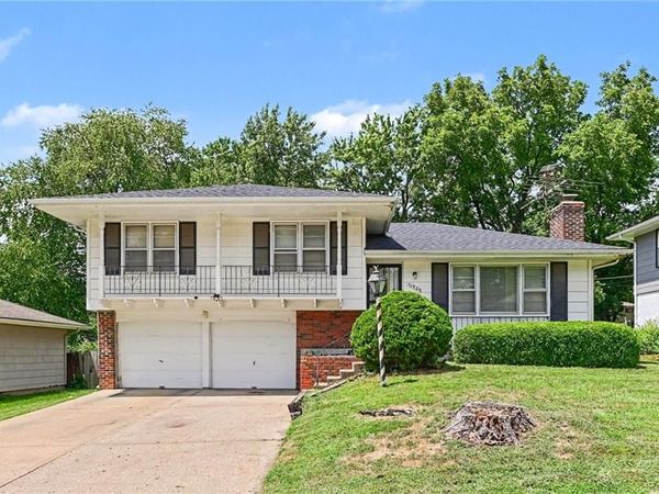 11906 Fuller Avenue, Grandview, MO 64030