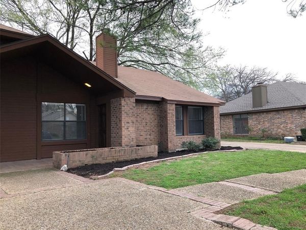 208 E Denton Drive, Euless, TX 76039