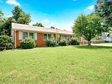 1398 S Wilderness Road, Mt Vernon, KY 40456