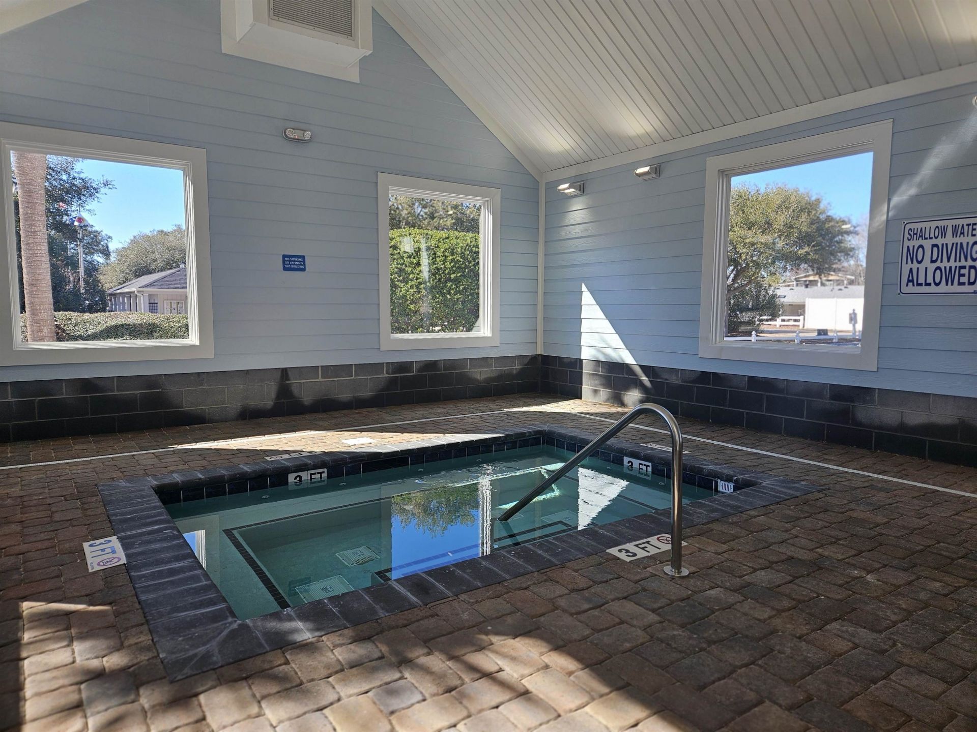 1818 Kingfisher Dr. Photo 47