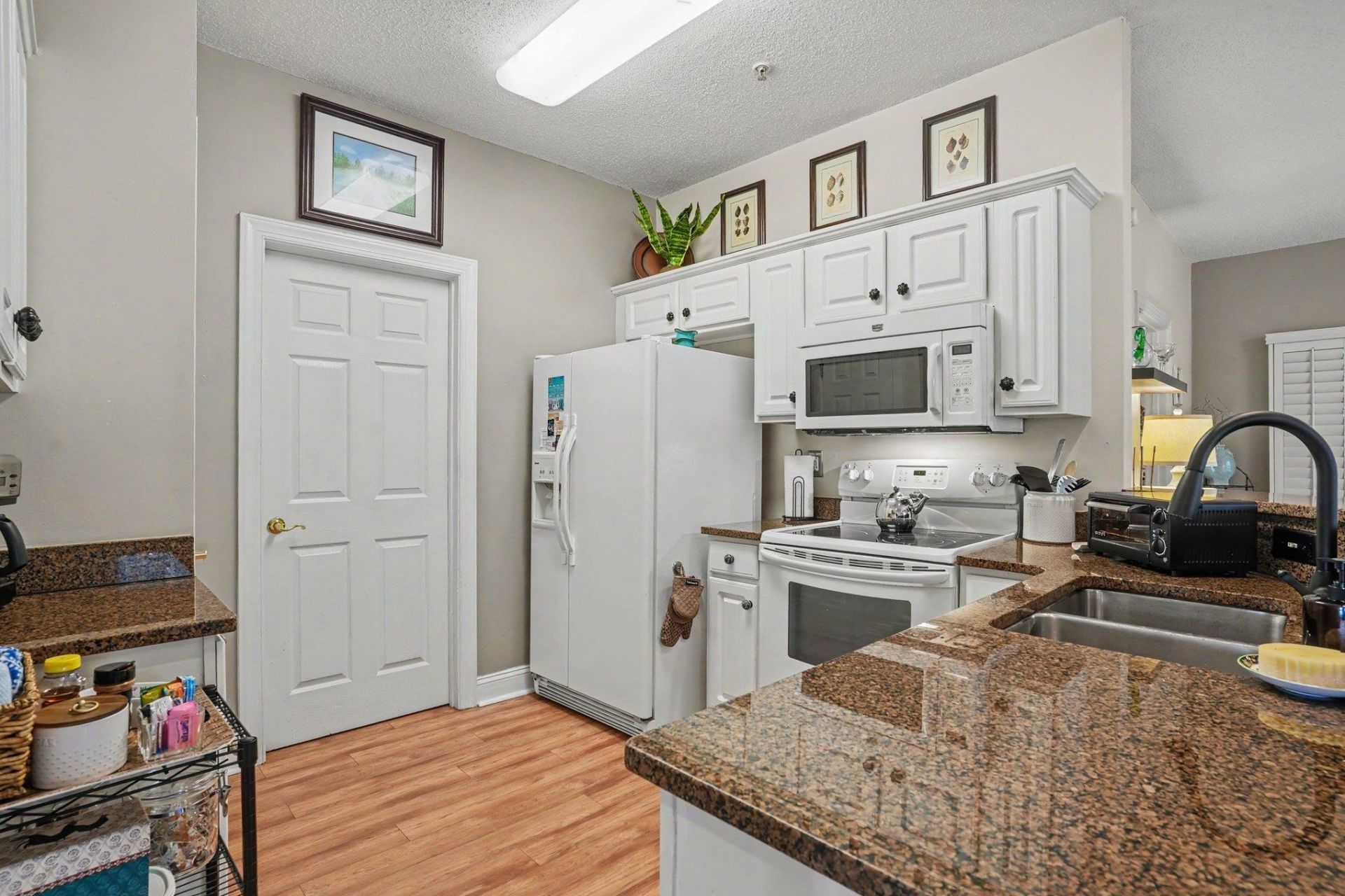 5050 Belleglen Ct.  Photo 14