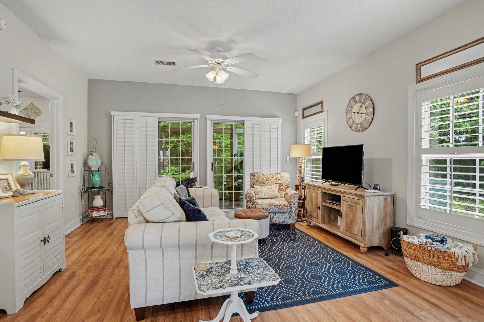 5050 Belleglen Ct.  Photo 6