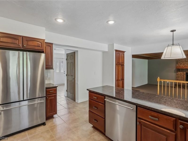 16932 Willow Wood Drive, Strongsville, OH 44136 Photo 11