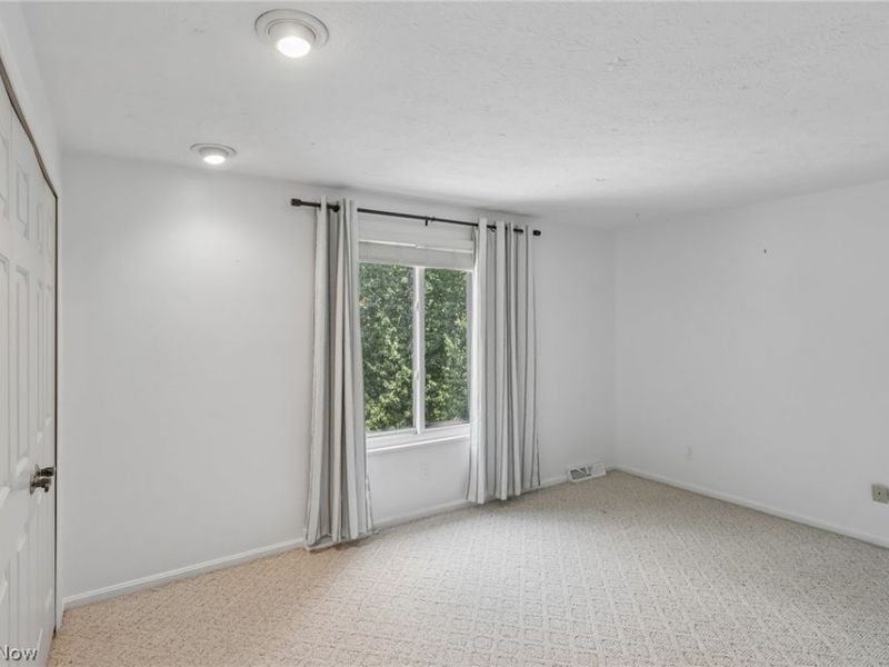 16932 Willow Wood Drive, Strongsville, OH 44136 Photo 26