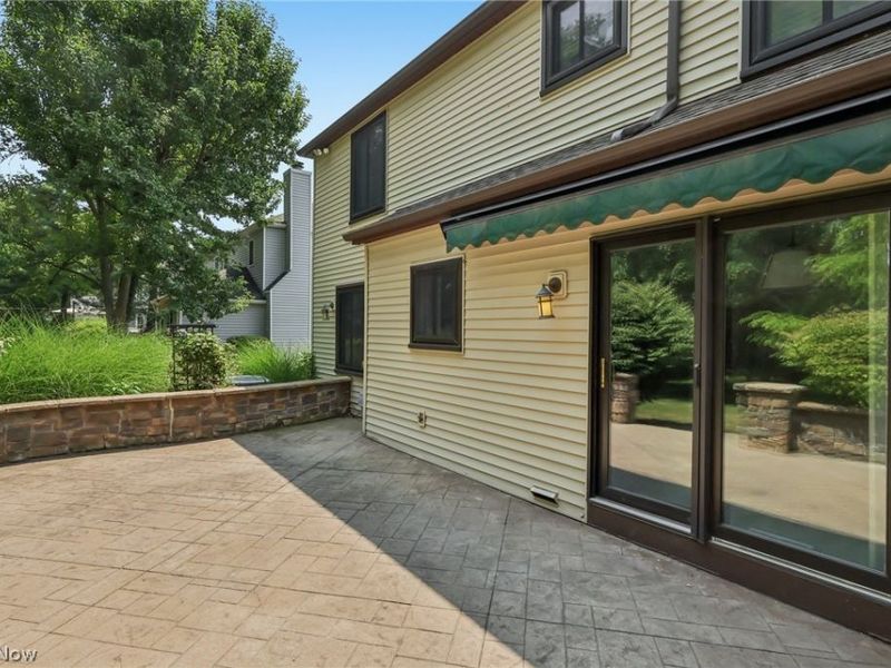16932 Willow Wood Drive, Strongsville, OH 44136 Photo 34
