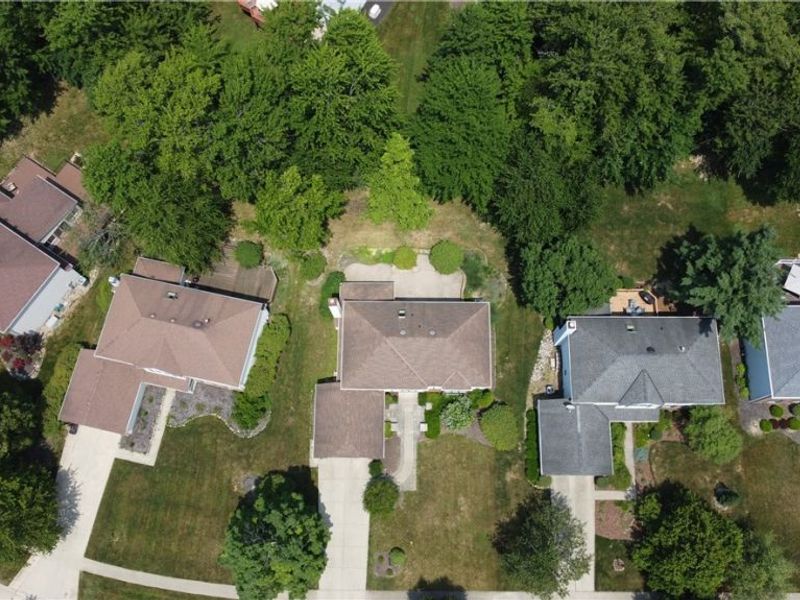 16932 Willow Wood Drive, Strongsville, OH 44136 Photo 39