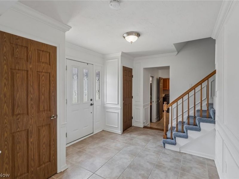 16932 Willow Wood Drive, Strongsville, OH 44136 Photo 5