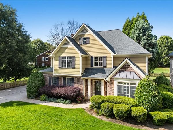 4095 Hill House Road SW, Smyrna, GA 30082