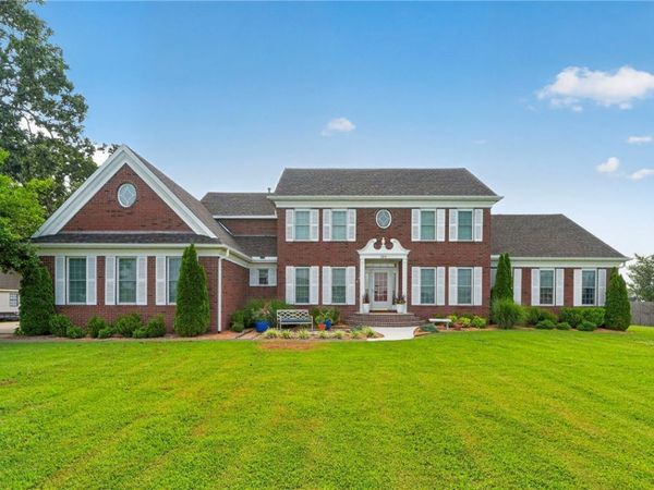 192 Pinkley Road , Elm Springs, AR 72762
