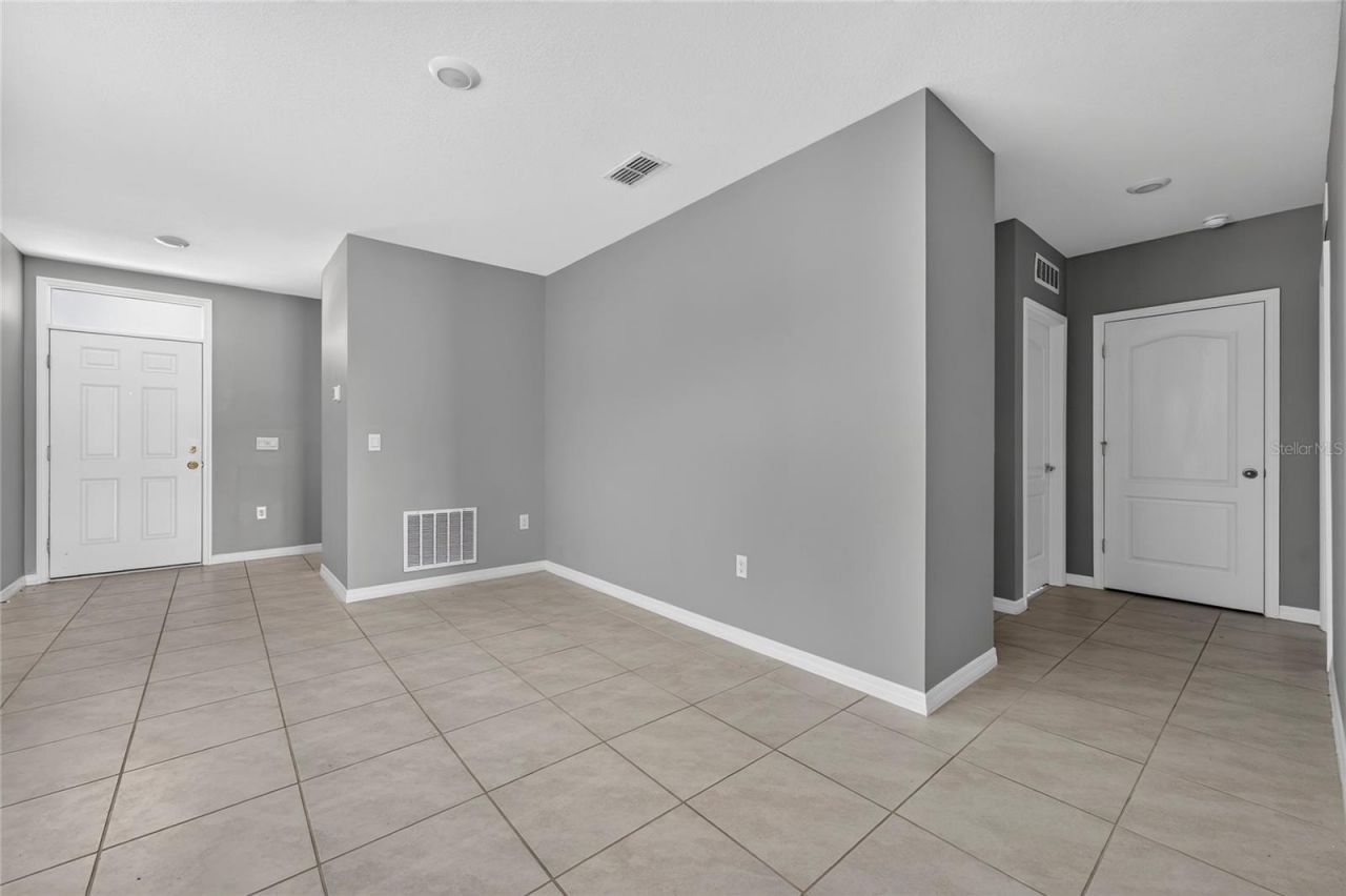 3894 Silverstream Ter , Sanford, FL 32771 Photo