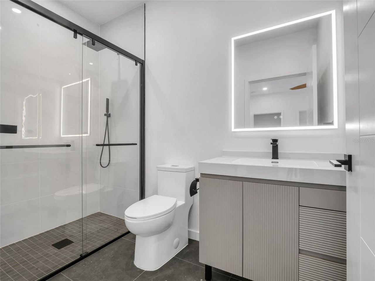 2114 4th Street S, Unit 7, Saint Petersburg, FL 33705 Photo