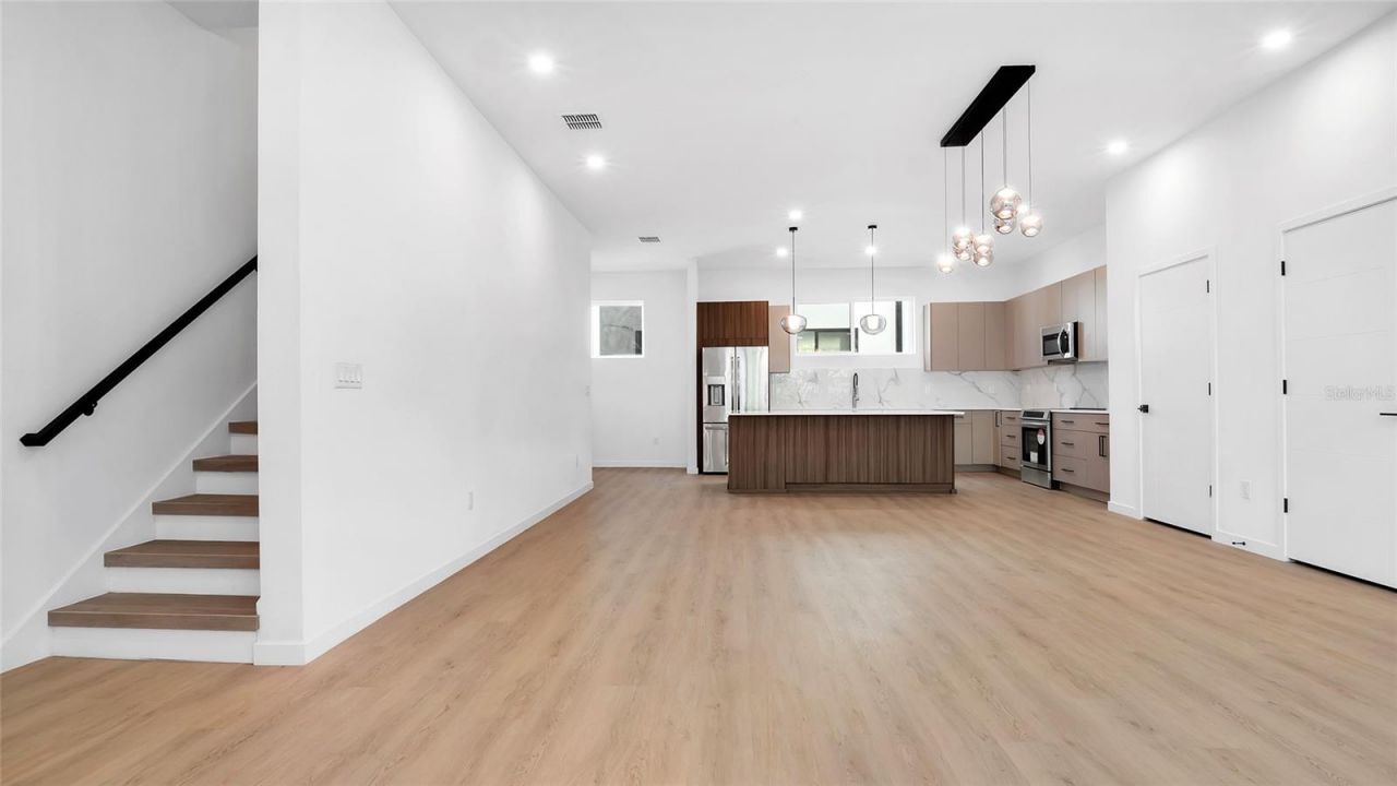 2114 4th Street S, Unit 7, Saint Petersburg, FL 33705 Photo
