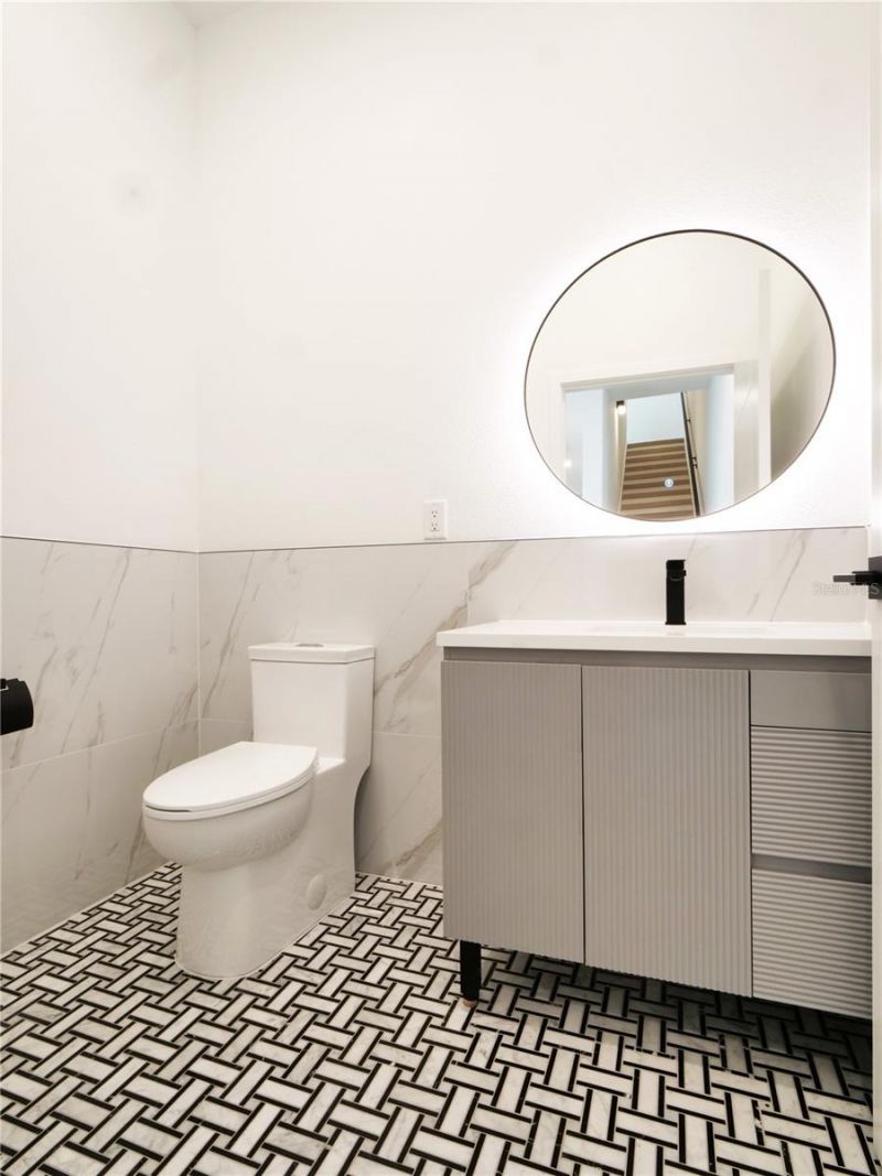 2114 4th Street S, Unit 7, Saint Petersburg, FL 33705 Photo