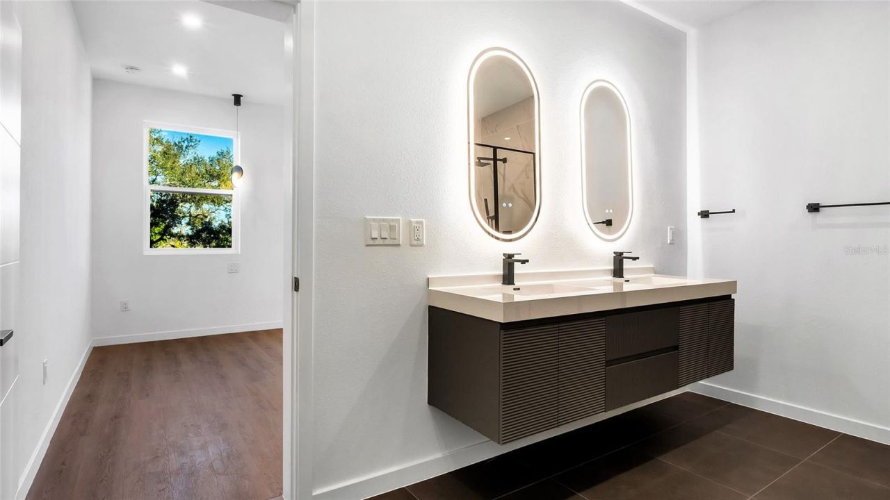 2114 4th Street S, Unit 7, Saint Petersburg, FL 33705 Photo