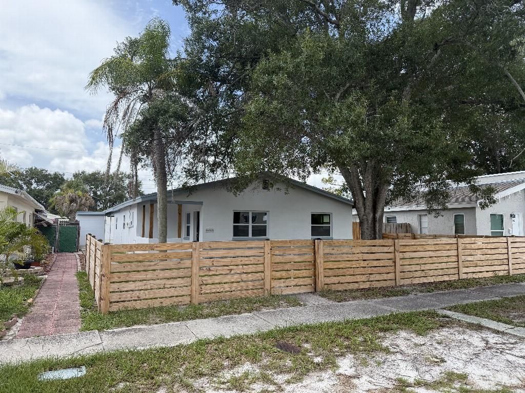 632 89th Avenue N, Saint Petersburg, FL 33702 Photo