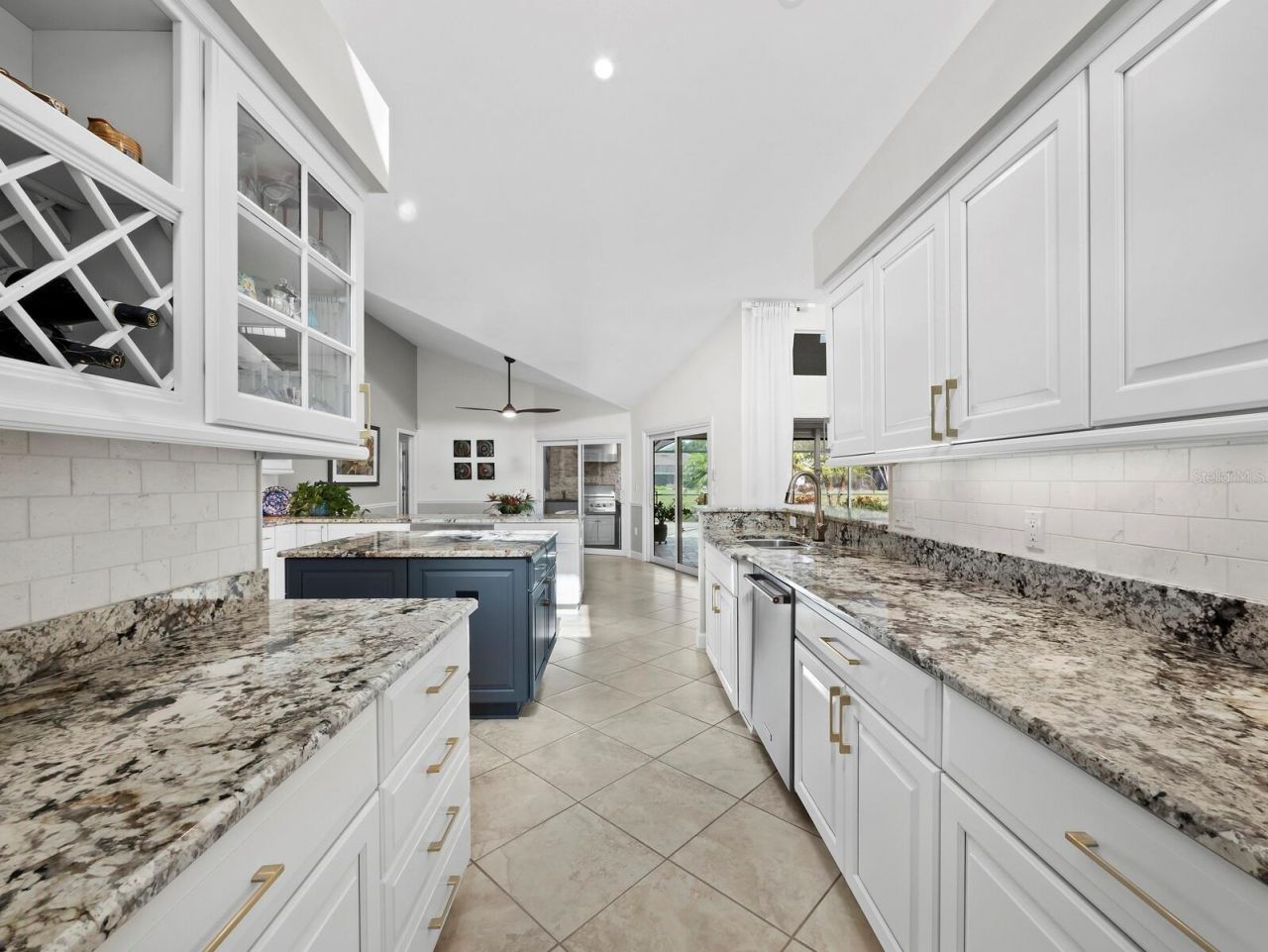 8314 Cypress Hollow Drive, Sarasota, FL 34238 Photo