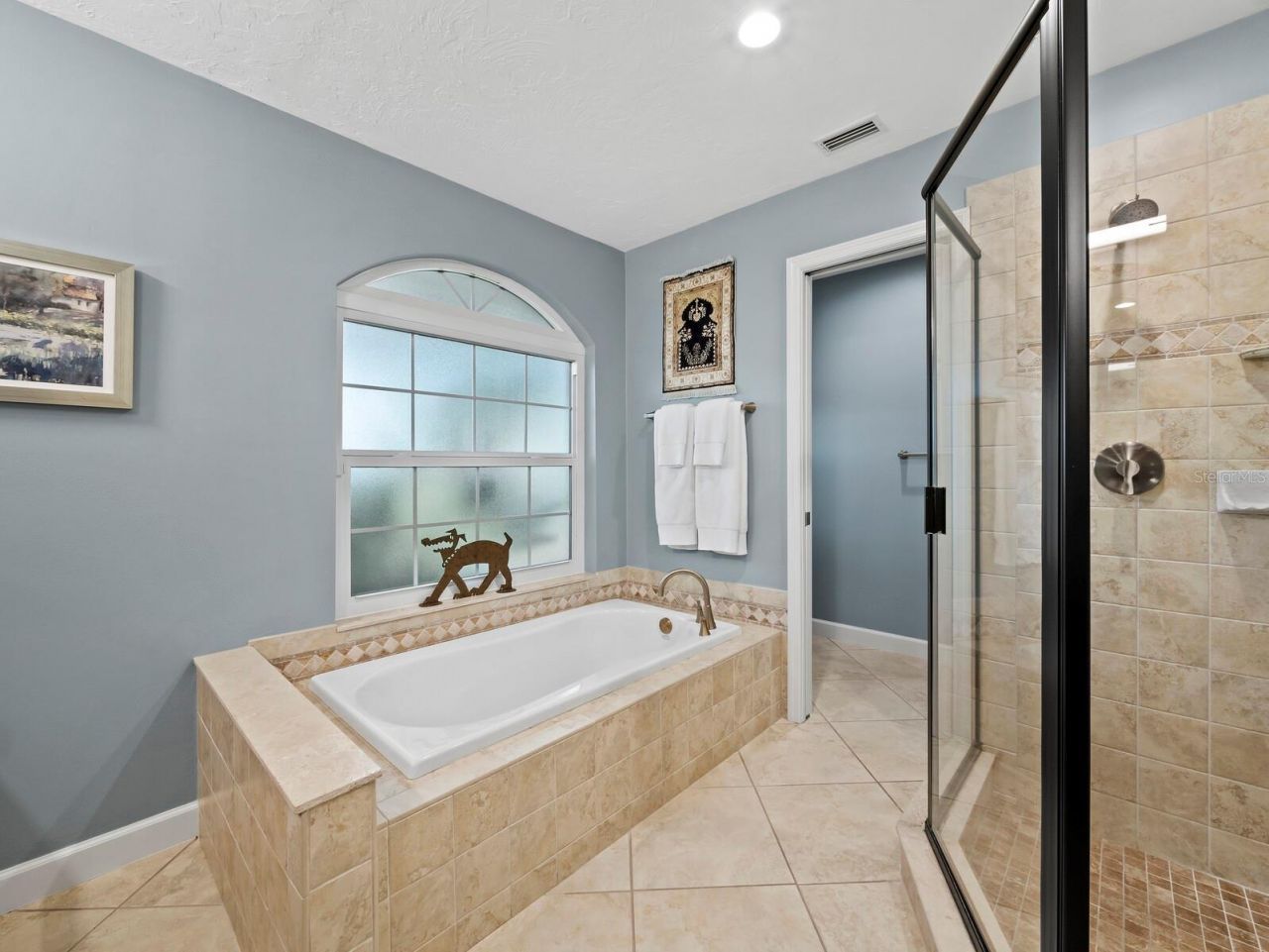 8314 Cypress Hollow Drive, Sarasota, FL 34238 Photo