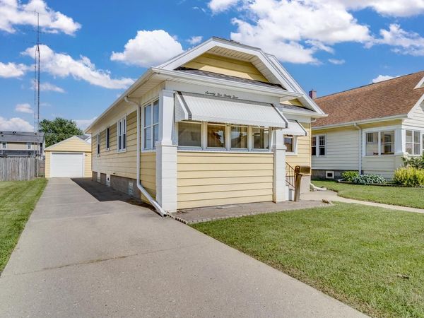 7523 27th AVENUE, Kenosha, WI 53143