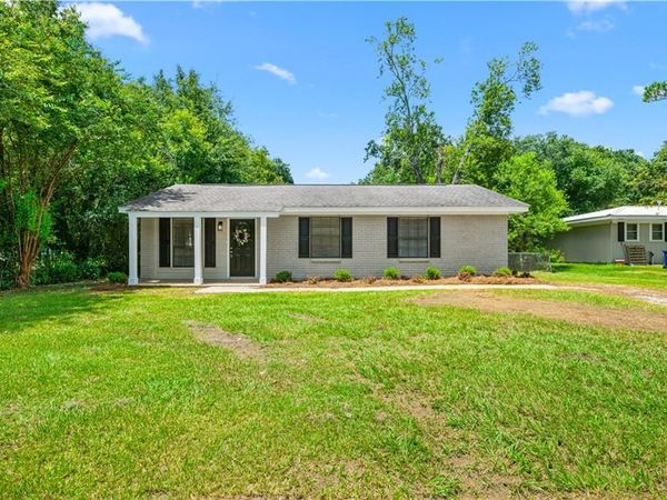 5580 Mardanne Drive , Theodore, AL 36582