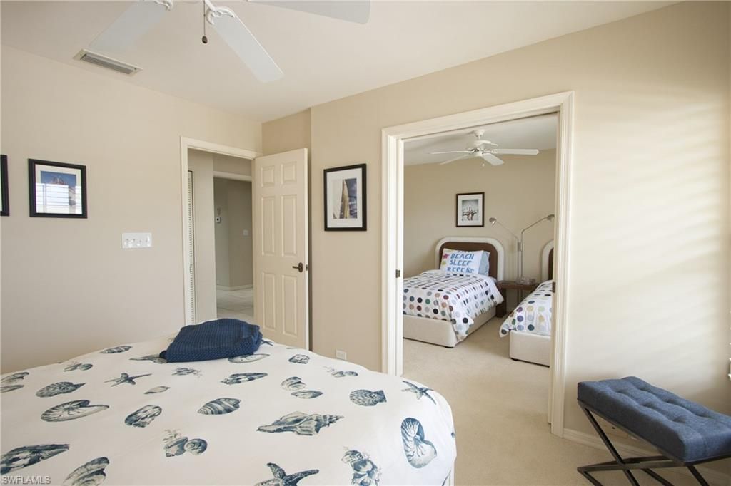 5637 Turtle Bay Dr, Unit II-22, Naples, FL 34108 Photo