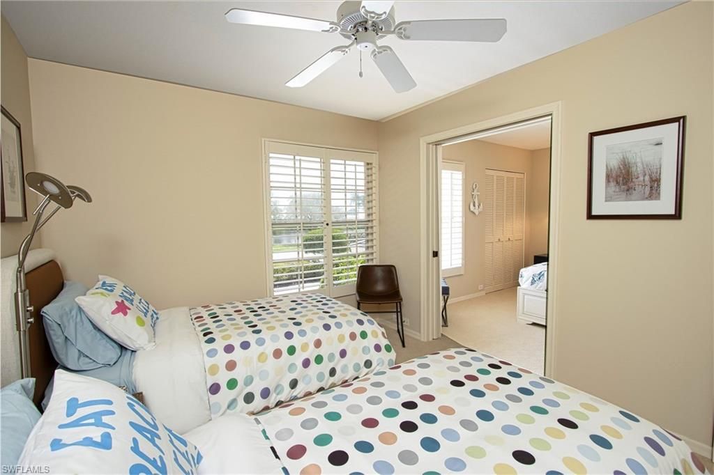 5637 Turtle Bay Dr, Unit II-22, Naples, FL 34108 Photo