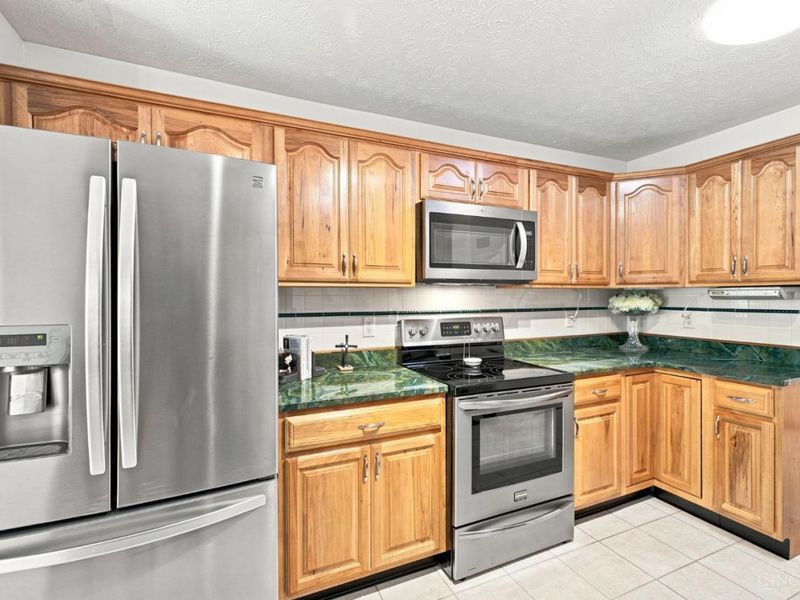 320 Gatehouse Court, Monroe, OH 45050 Photo 13