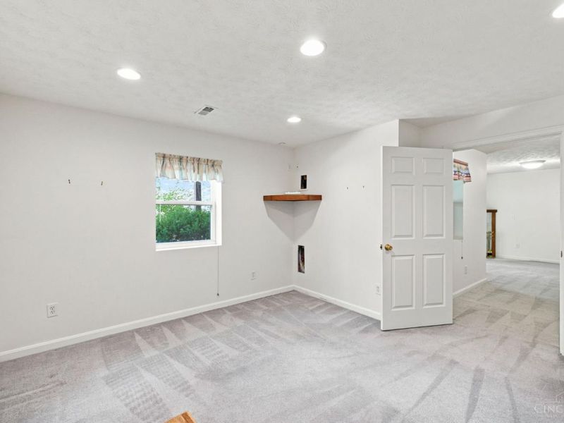 320 Gatehouse Court, Monroe, OH 45050 Photo 37