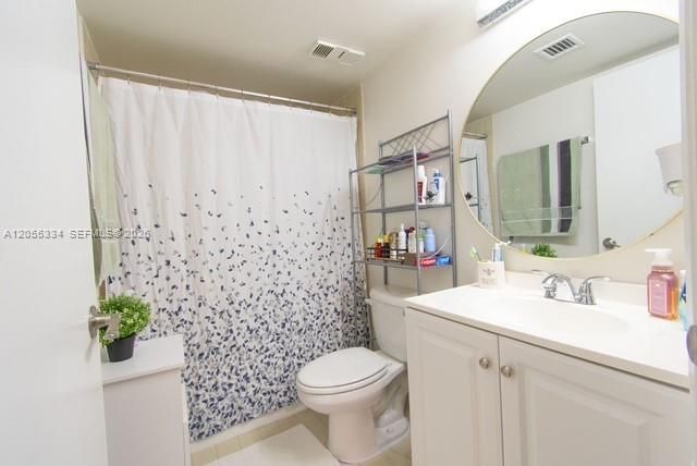1621 Collins Ave, Unit 205, Miami Beach, FL 33139 Photo