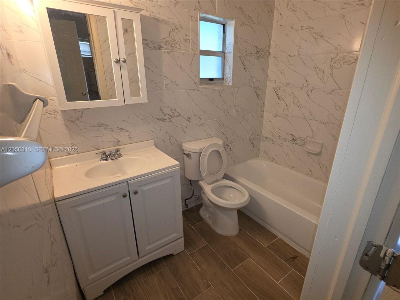 2930 NW 8th St, Fort Lauderdale, FL 33311 Photo