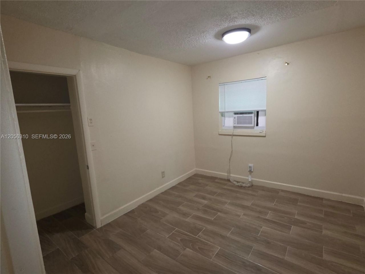 2930 NW 8th St, Fort Lauderdale, FL 33311 Photo