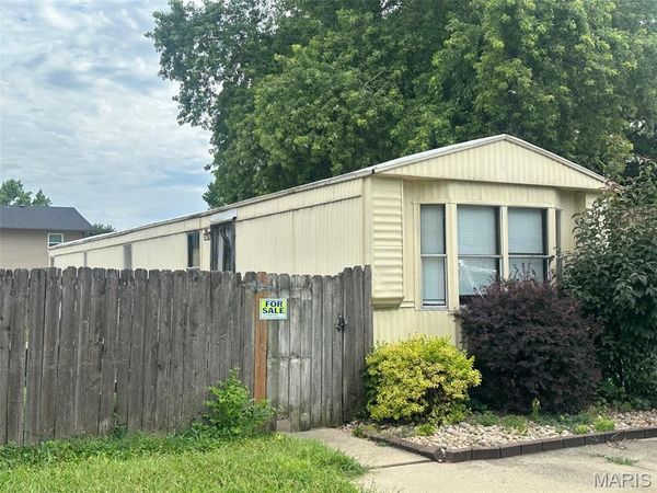 416 Red Bird Street, Troy, IL 62294