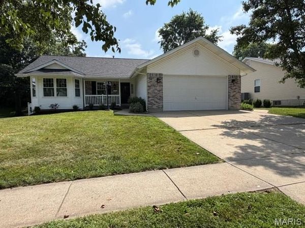 436 White Chapel Drive , O'Fallon, MO 63368