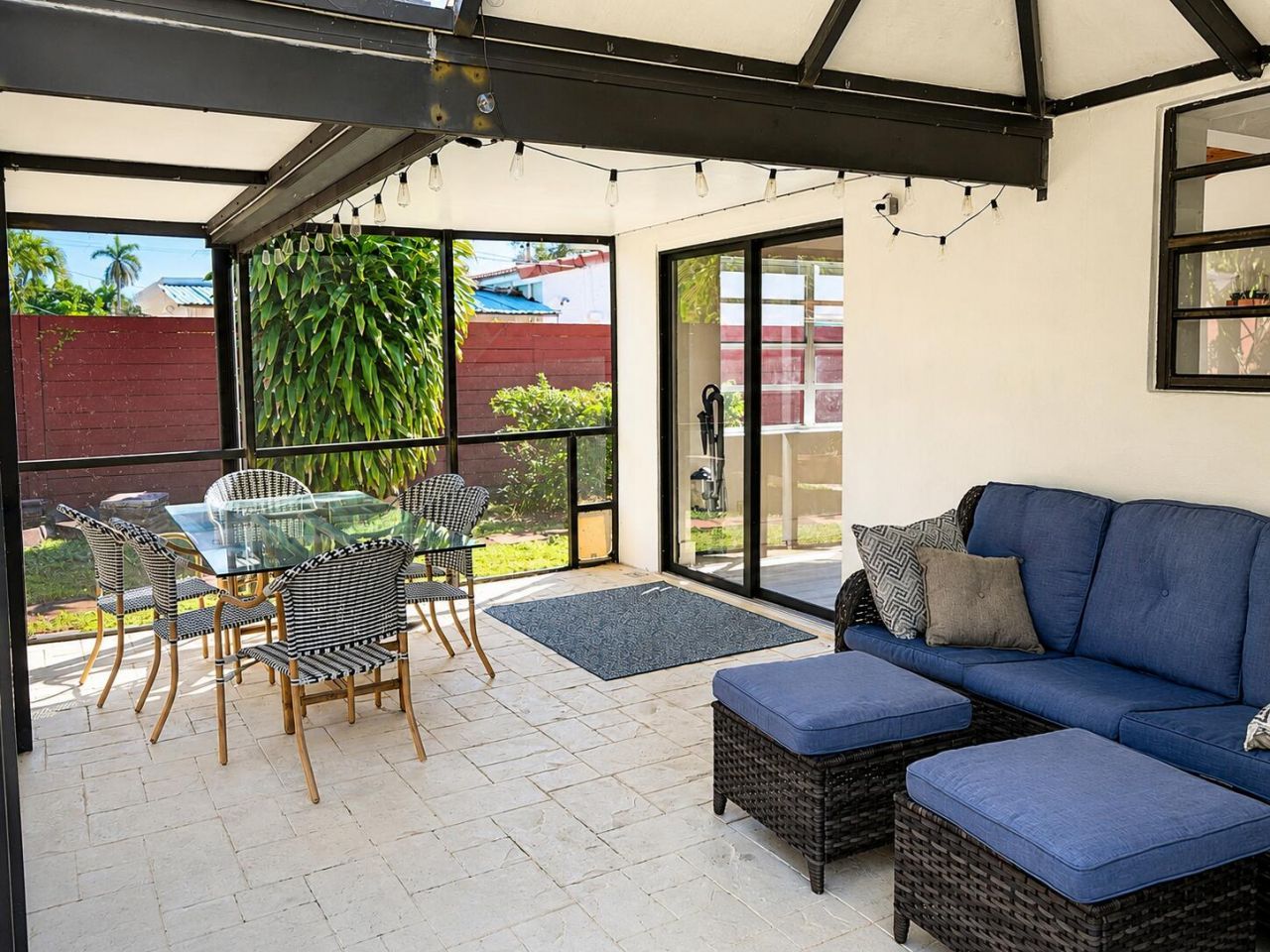 819 NE 2nd Court, Hallandale Beach, FL 33009 Photo
