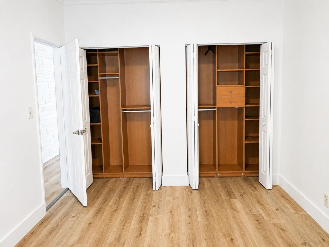 819 NE 2nd Court, Hallandale Beach, FL 33009 Photo