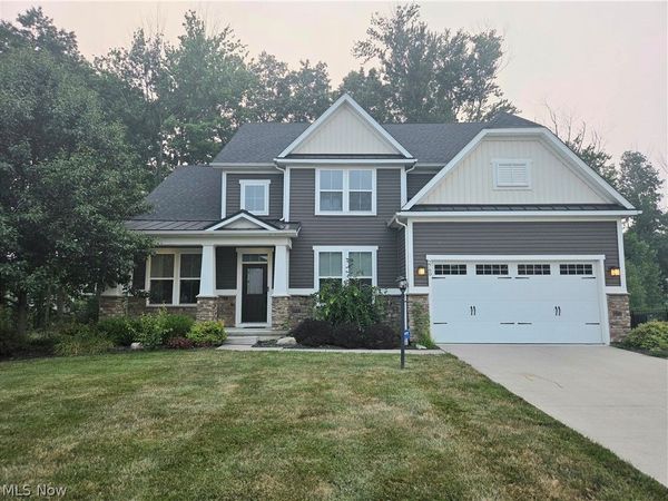 2760 Fairview Drive , Avon, OH 44011