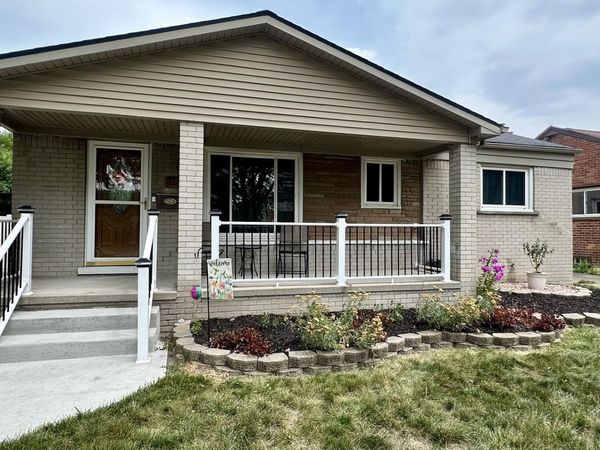 15111 Cameron Street, Southgate, MI 48195