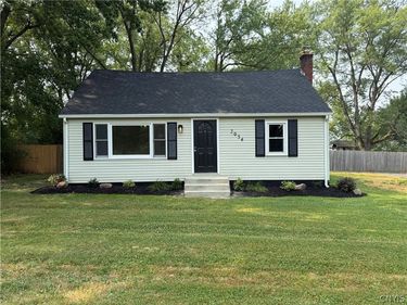 3054 Cold Springs Road , Baldwinsville, NY 13027