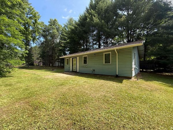 1469 Evergreen Court, Adams, WI 53910