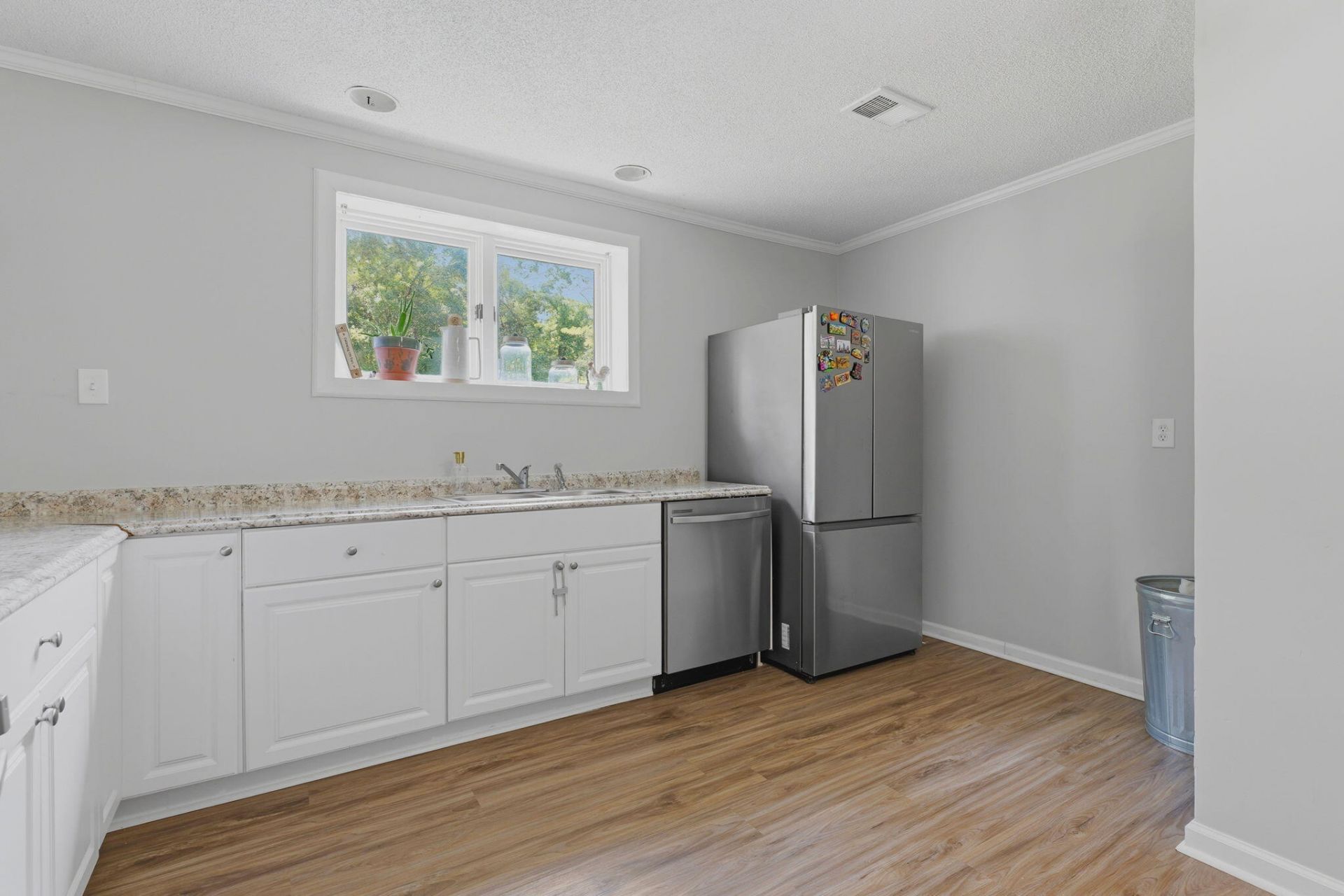 303 Woodbridge Road Photo 15