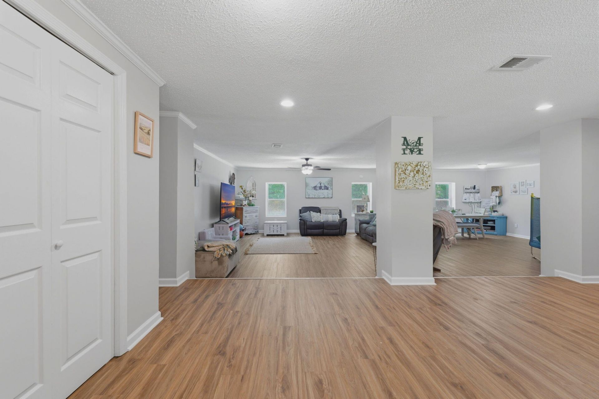 303 Woodbridge Road Photo 19