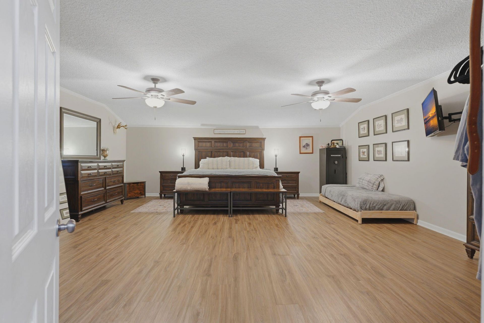 303 Woodbridge Road Photo 23