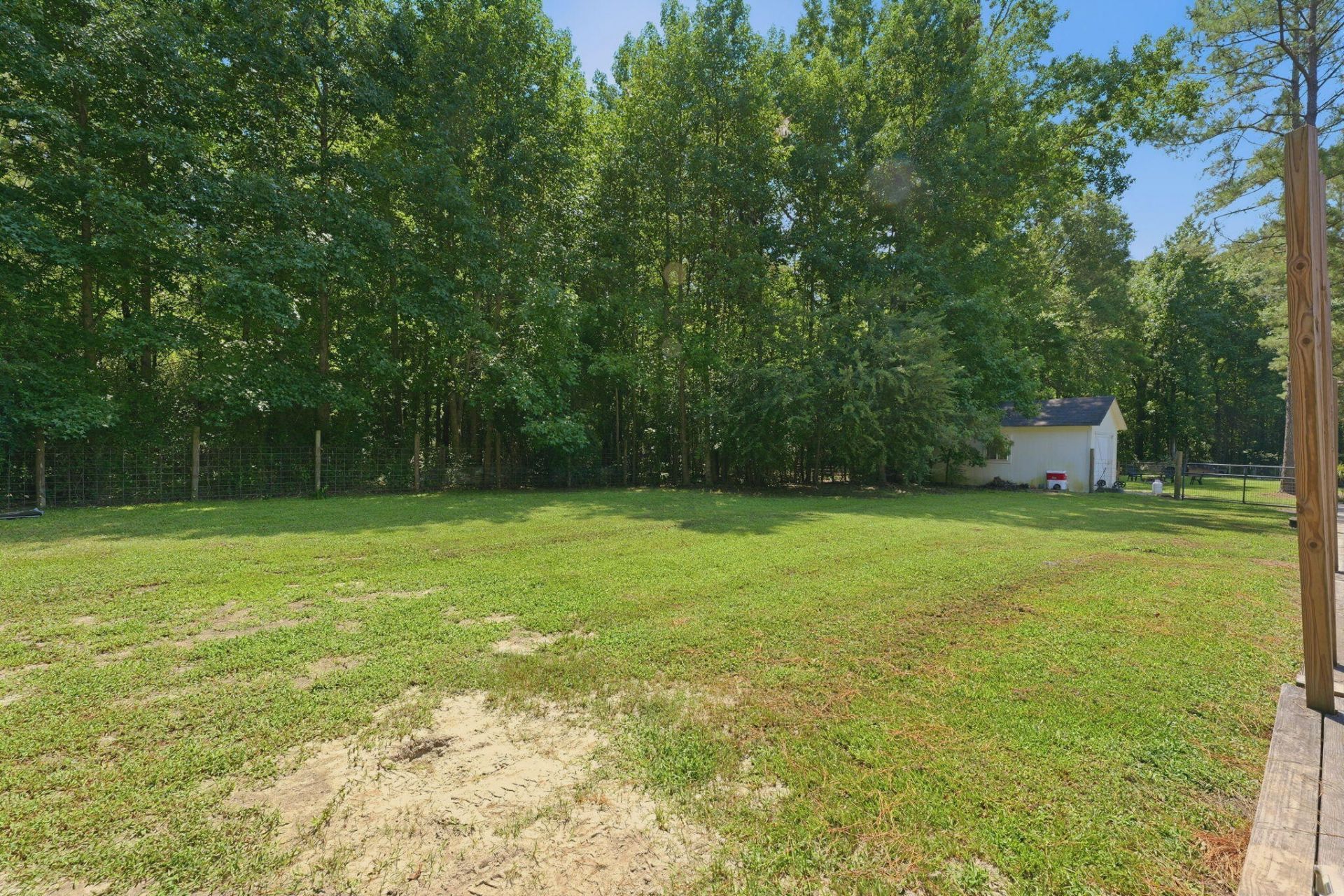 303 Woodbridge Road Photo 37