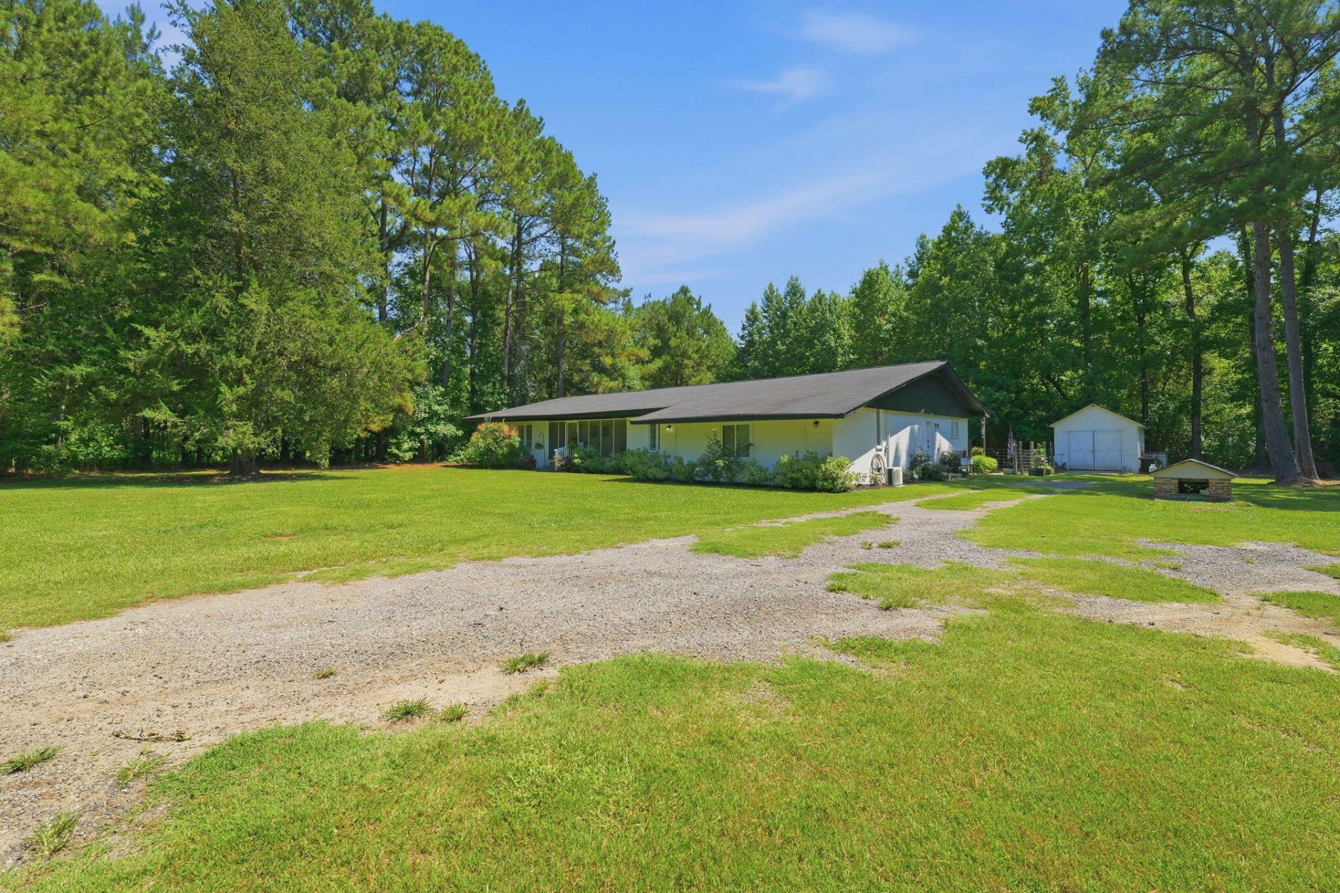 303 Woodbridge Road Photo 41