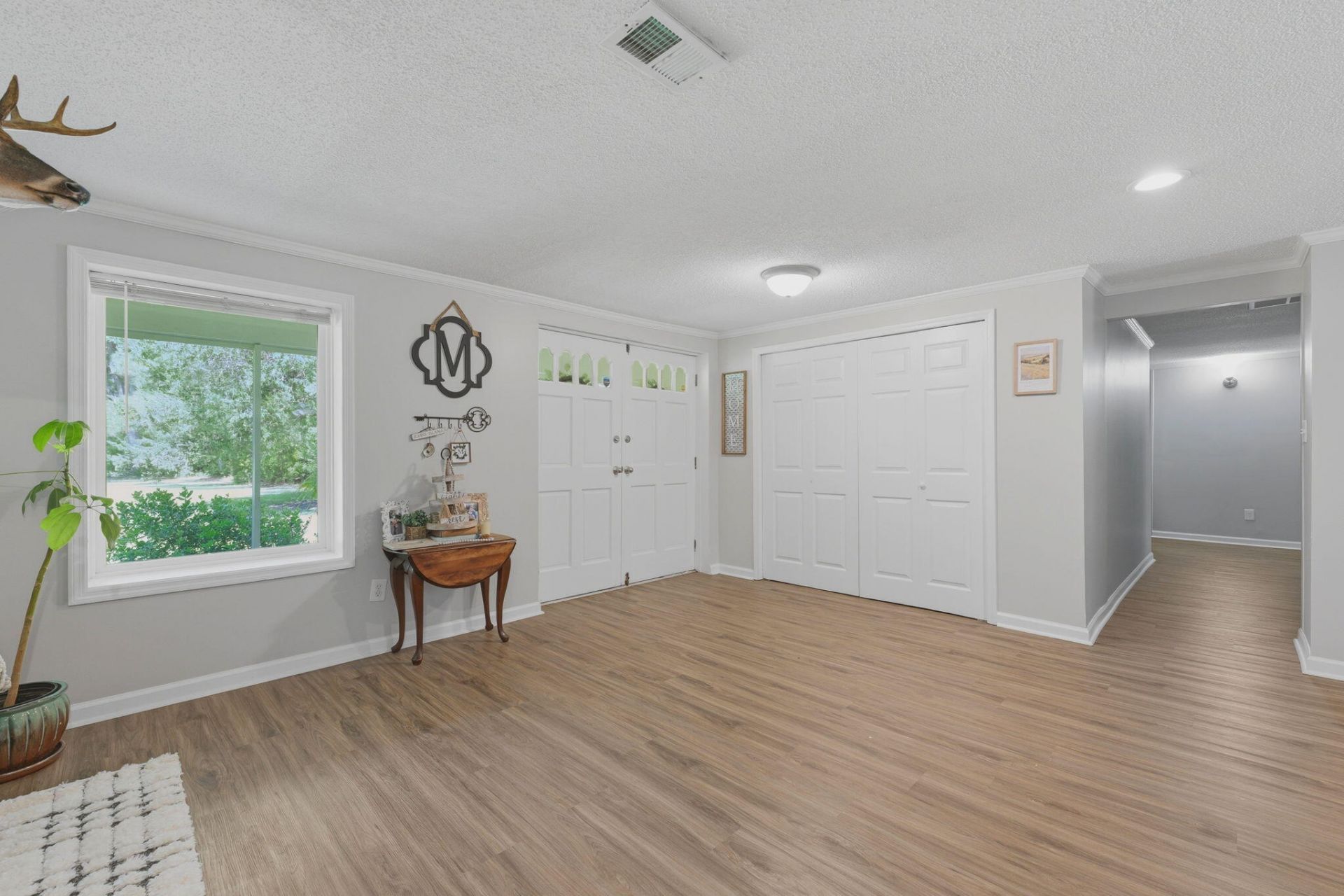 303 Woodbridge Road Photo 6