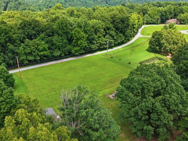 1060 Thornberry Trce , Goodlettsville, TN 37072