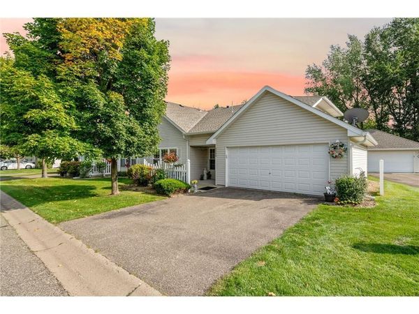 6866 Blackhawk Trail, Unit 12, Inver Grove Heights, MN 55077