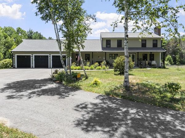 467 Loring Road, Barre, MA 01005