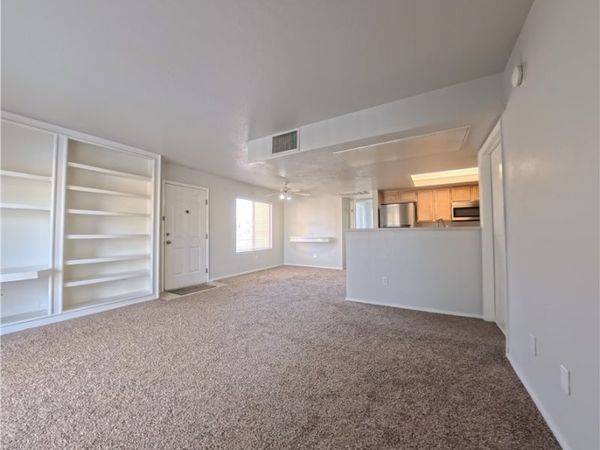 8070 W Russell Road, Unit 2091, Las Vegas, NV 89113